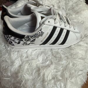 Adidas Women's Floral White and Black Sneakers